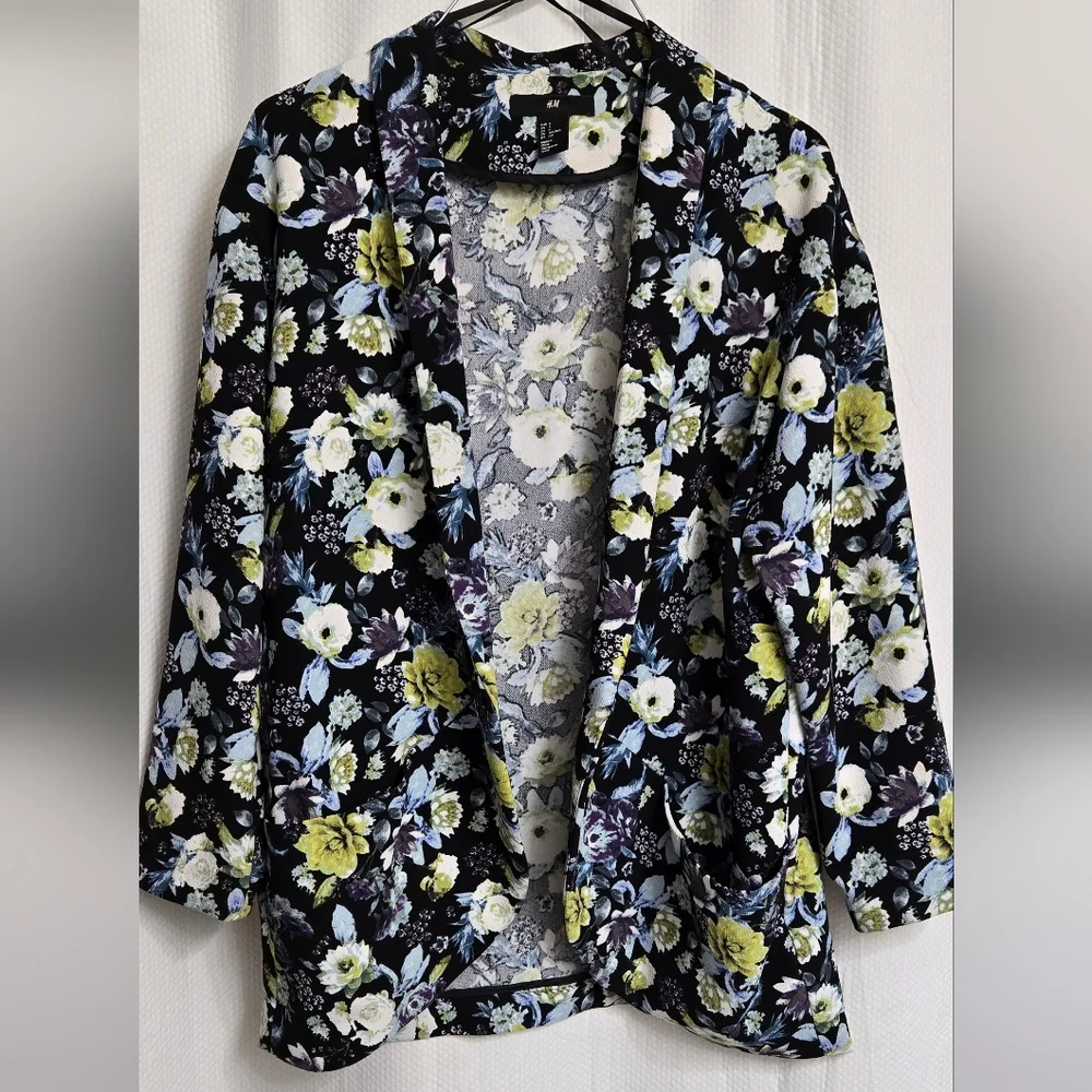 H&M Floral Blazer With Pockets - Picture 1 of 8